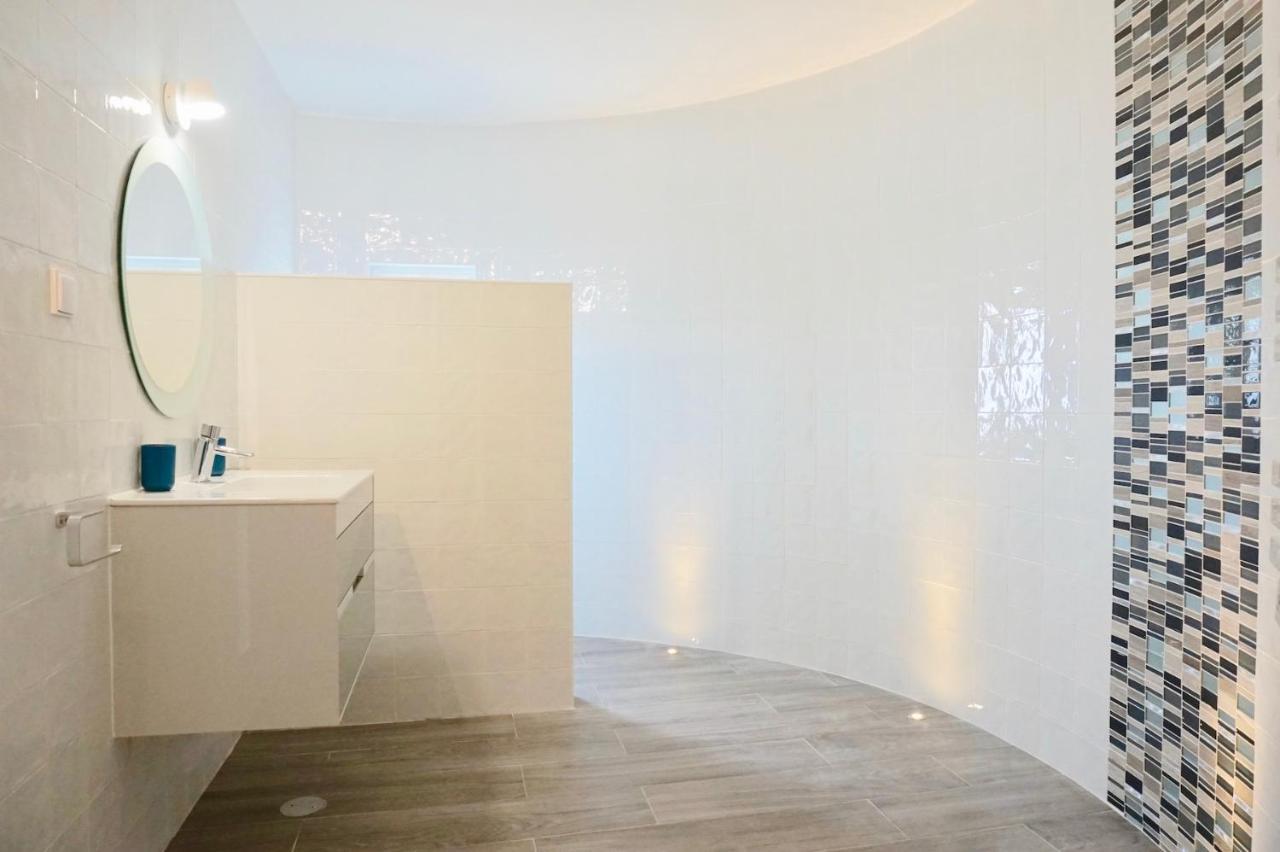 The White House - Boutique Villa Олян Екстер'єр фото