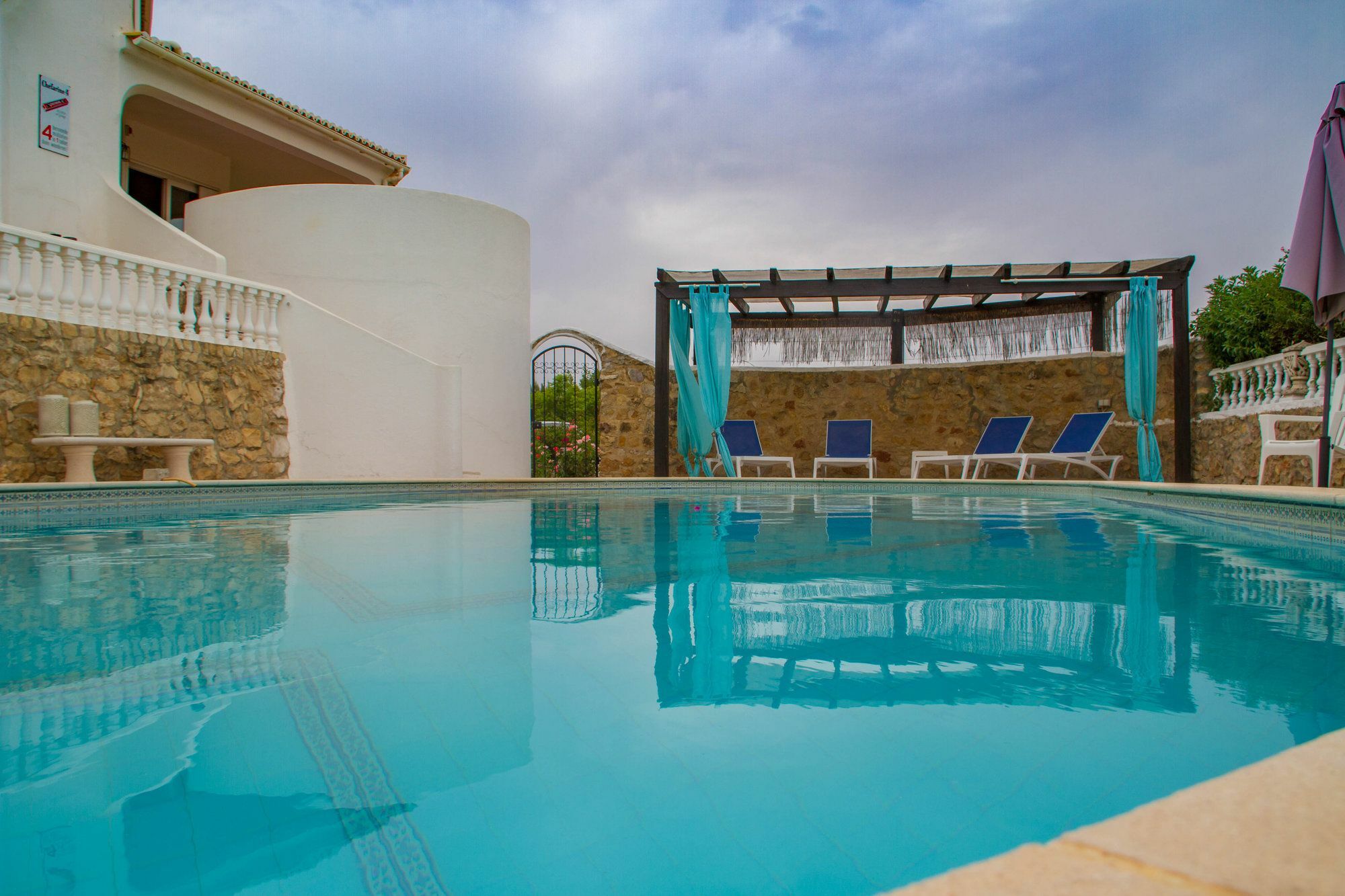 The White House - Boutique Villa Олян Екстер'єр фото
